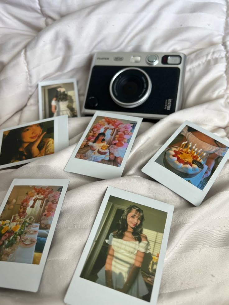 Polaroid Piece