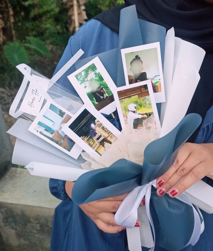 Polaroid Bouquet