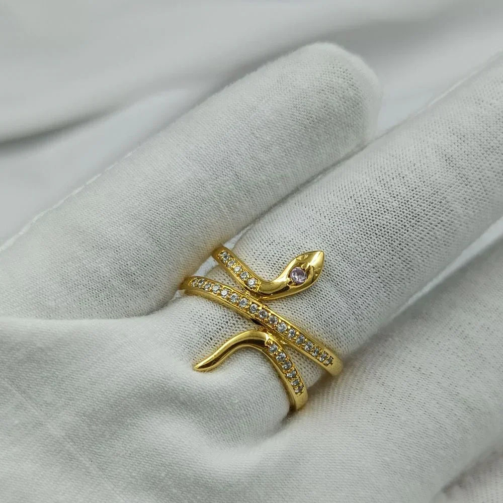 Snake Ring with Diamond