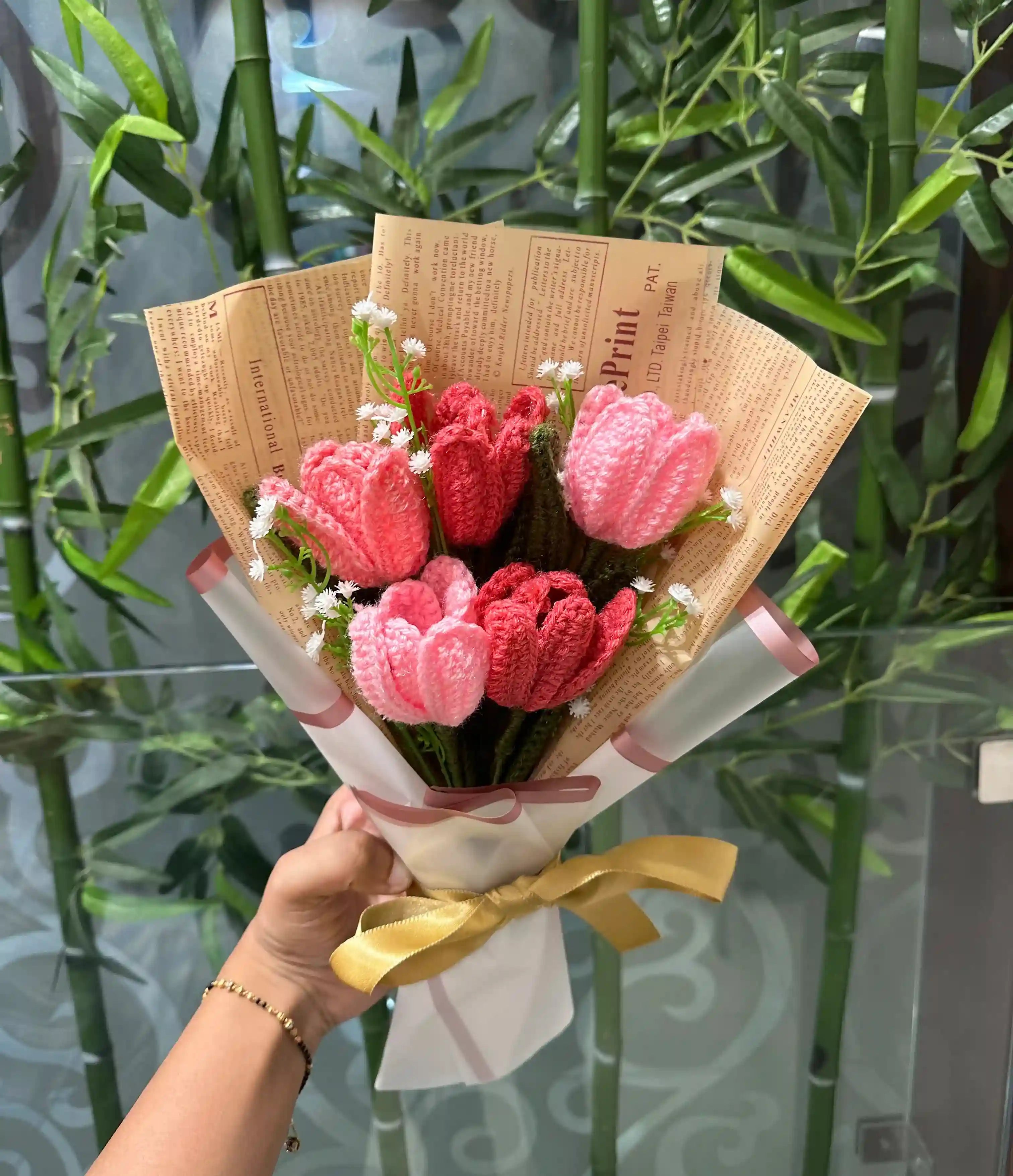 Multi Pink Tulips with Baby's Breath