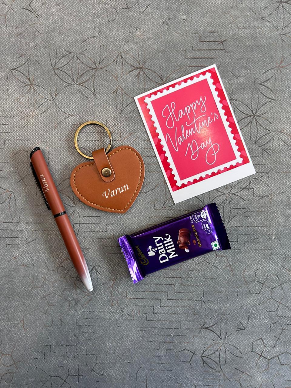 Custom Engraved Leather Heart Keychain & Pen Set – Valentine’s Day Special Gift Box