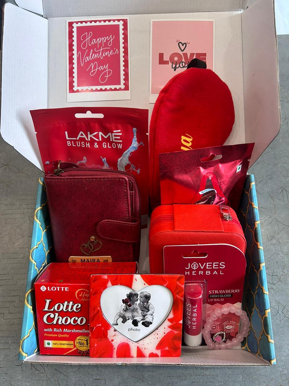 Personalized Aesthetic Red Valentine’s Hamper 🌹