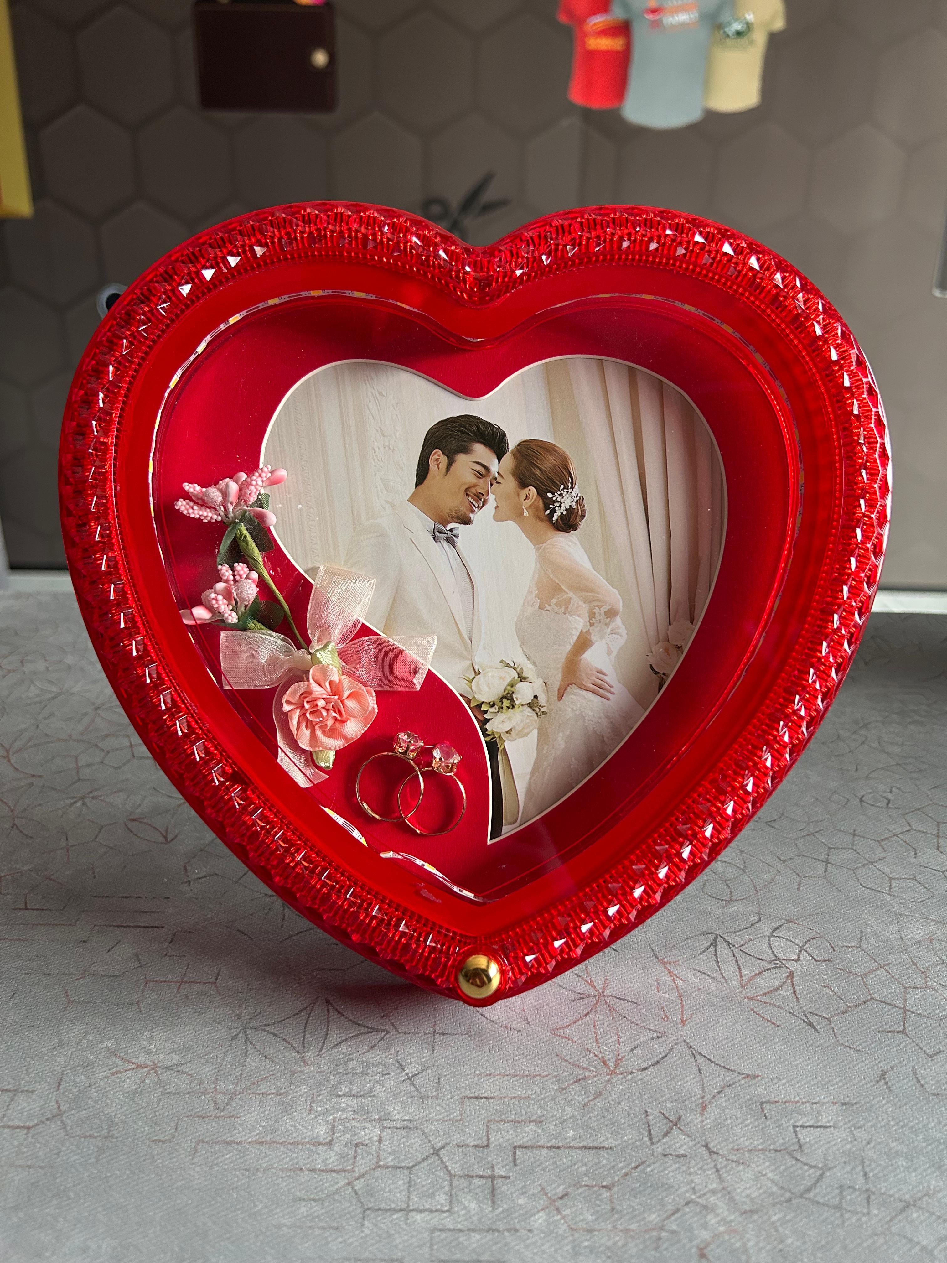 Red Heart Led Photo Frame