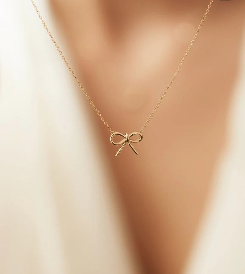 Golden Bow necklace